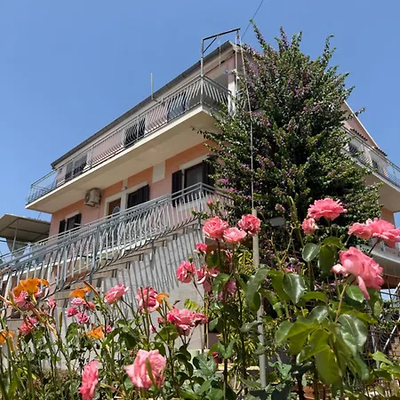 Πανσιόν Soba Mia