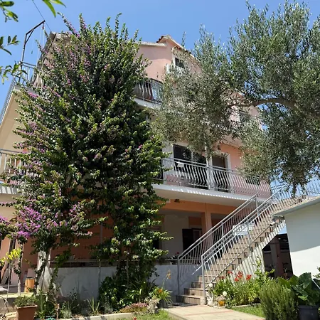 Soba Mia Πανσιόν 3*